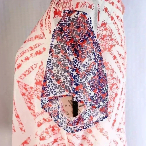 CAbi Size L red/white/blue flutter sleeve geometric print blouse - Picture 6 of 12